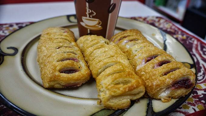 Pan Pizza | bakery | 27 E Blackwell St, Dover, NJ 07801, USA | 9734429774 OR +1 973-442-9774