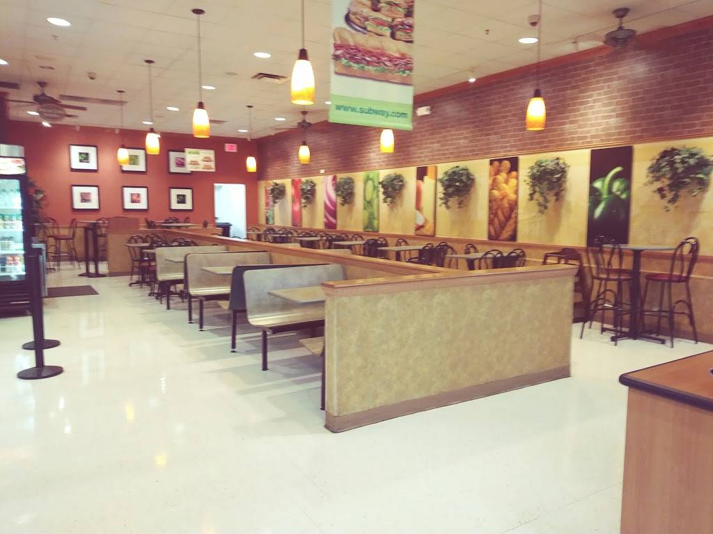 Subway Restaurants | restaurant | 3400 NW, 55th St NW, Rochester, MN 55901, USA | 5072529485 OR +1 507-252-9485