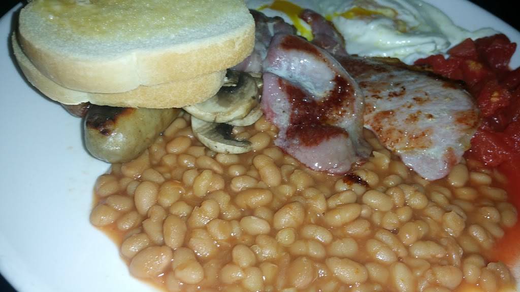 Champions Pub | restaurant | 3676 Webber St, Sarasota, FL 34232, USA | 9419277686 OR +1 941-927-7686