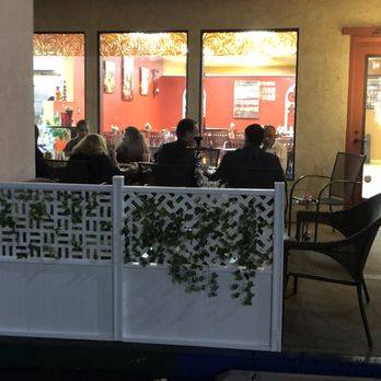 Edesia Grill | restaurant | 6780 Miramar Rd #110, San Diego, CA 92121, USA | 8585867700 OR +1 858-586-7700