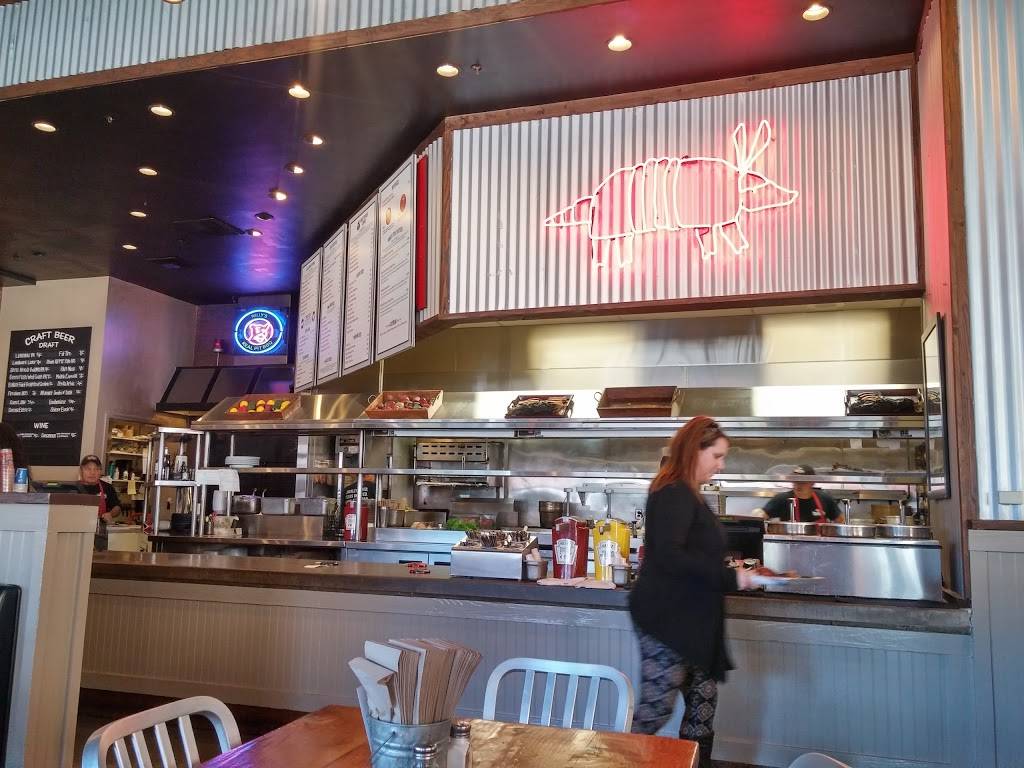 Armadillo Willys BBQ | restaurant | 4480 Tassajara Rd, Dublin, CA 94568, USA | 9258330400 OR +1 925-833-0400