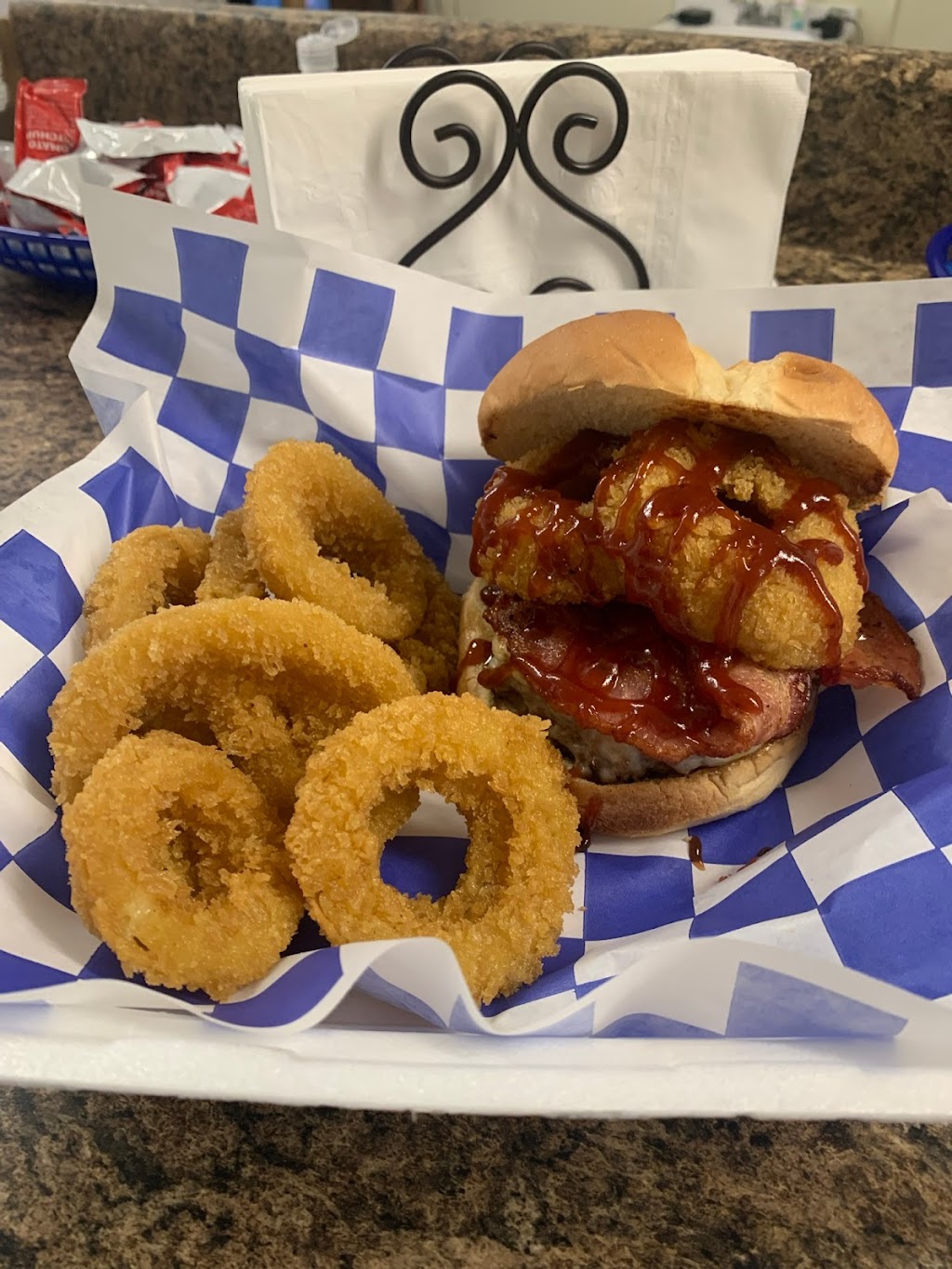 American With A Latin Twist | restaurant | 2006 N County Rd 470, Lake Panasoffkee, FL 33538, USA | 3522729743 OR +1 352-272-9743