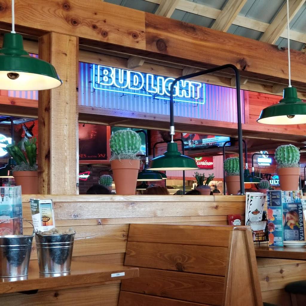 Texas Roadhouse | restaurant | 1203 Vann Dr, Jackson, TN 38305, USA | 7314998695 OR +1 731-499-8695