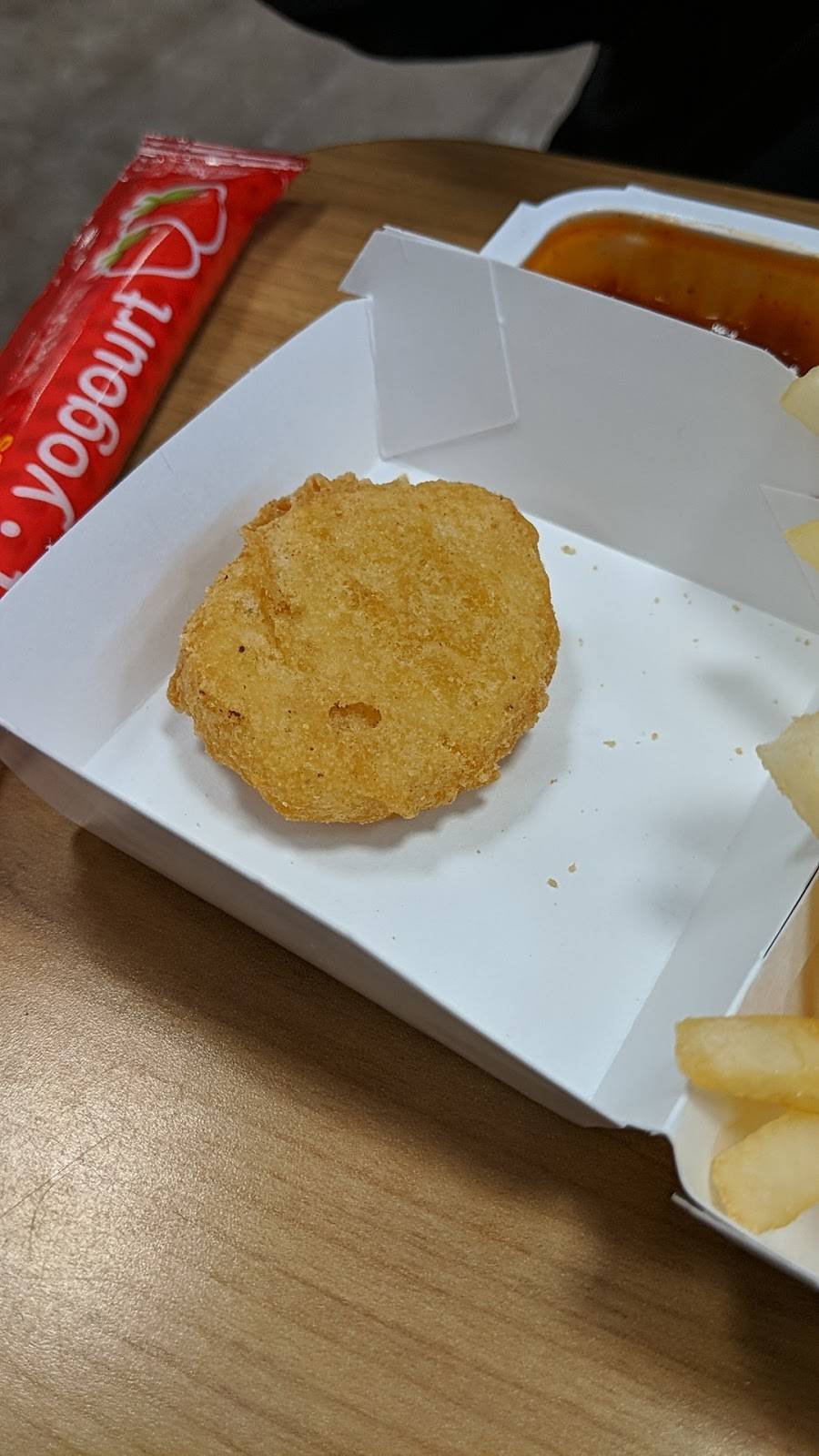 McDonalds | cafe | 35 Mapleview Dr W, Barrie, ON L4N 9H5, Canada | 7057398047 OR +1 705-739-8047