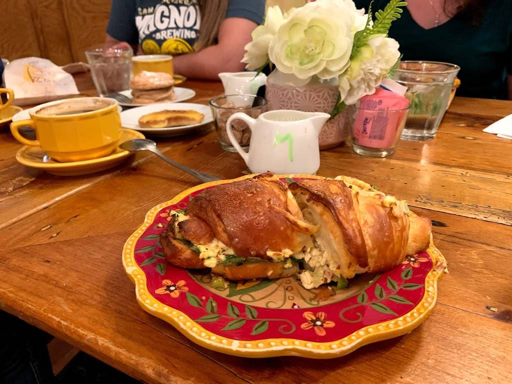 LAuberge de France | restaurant | 304 Front St, Belleville, ON K8N 2Z8, Canada | 6139662433 OR +1 613-966-2433