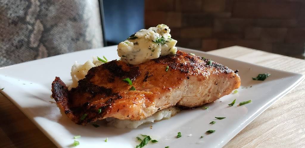 Sedona Taphouse | restaurant | 27466 Novi Rd, Novi, MI 48377, USA | 2489169191 OR +1 248-916-9191