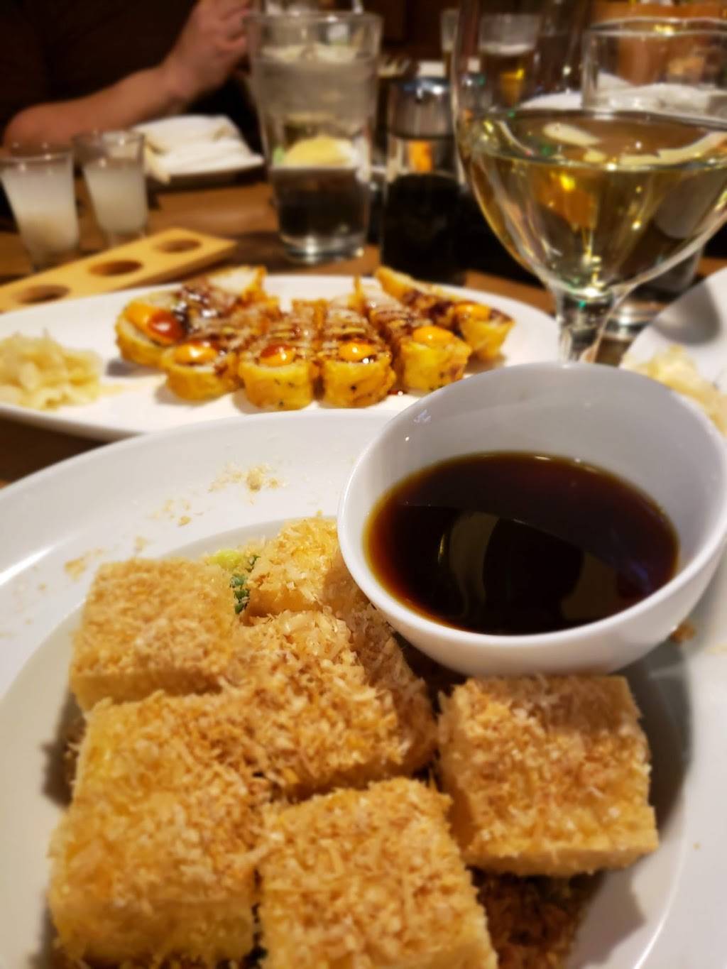 The Backhouse | restaurant | 21058 Pacific Coast Hwy m250, Huntington Beach, CA 92648, USA | 7143741010 OR +1 714-374-1010