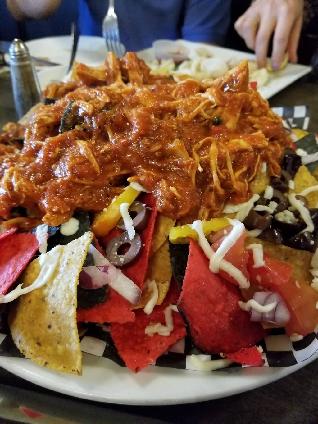 Lina Linguinis Pasta & Grille | restaurant | 111 Fouth Ave, Ridley Square, St. Catharines, ON L2S 3P5, Canada | 9059845462 OR +1 905-984-5462