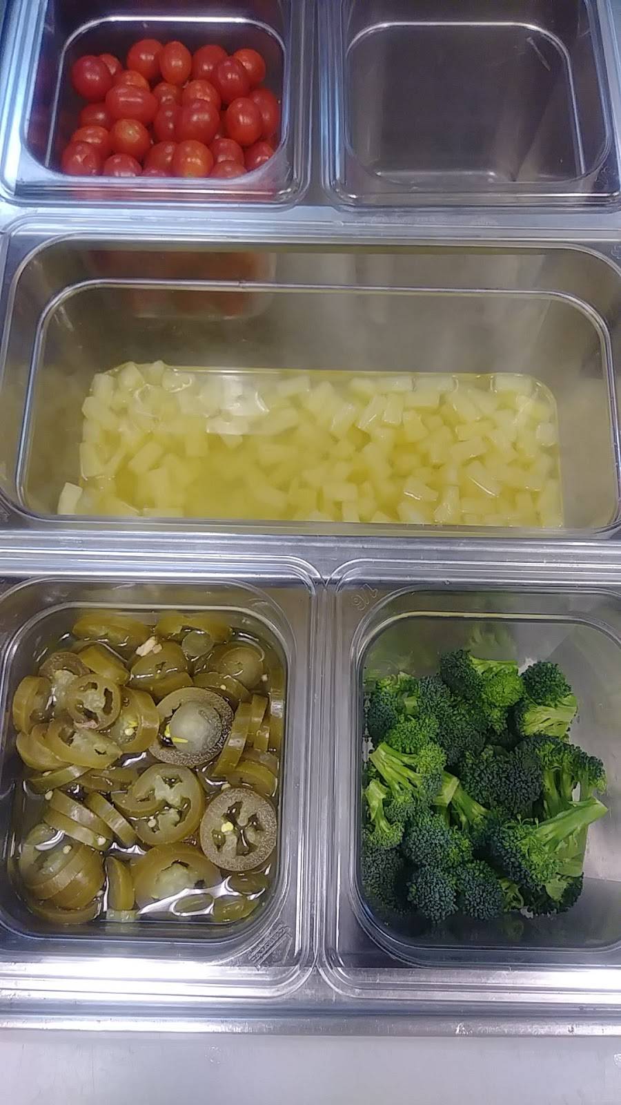 Duwey Wings | restaurant | 4224 Airport Hwy, Toledo, OH 43615, USA | 4193298014 OR +1 419-329-8014