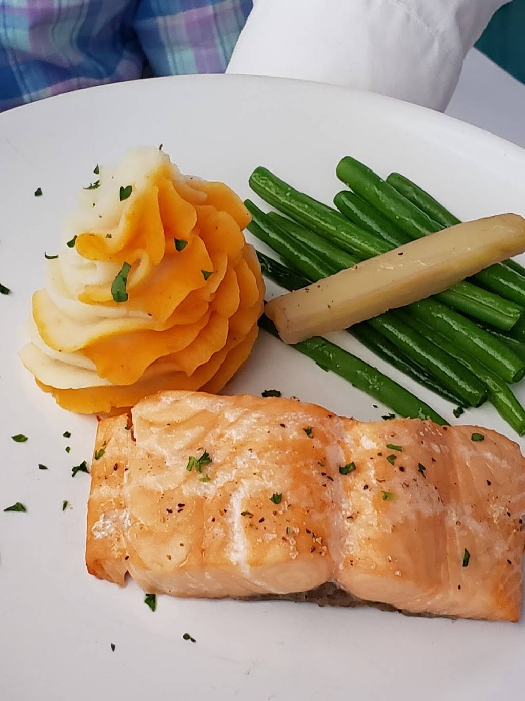 Chez Guy Parisian Bistro | restaurant | 5447 Airport-Pulling Rd N, Naples, FL 34109, USA | 2394315824 OR +1 239-431-5824