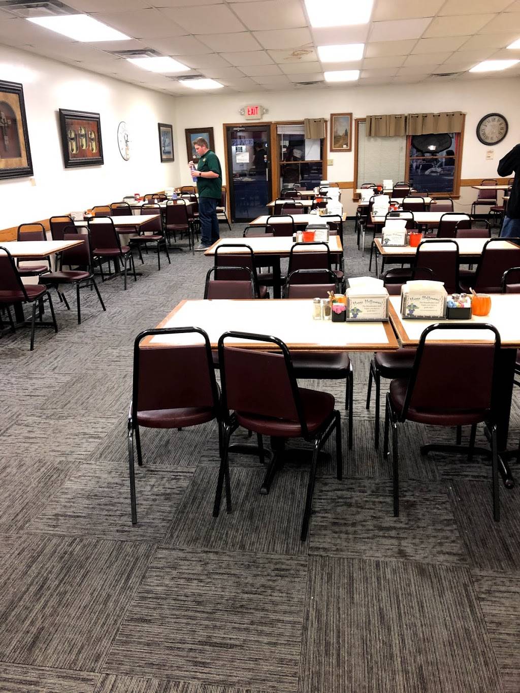 The Breadbasket | bakery | 219 N Main St, Newton, KS 67114, USA | 3162833811 OR +1 316-283-3811