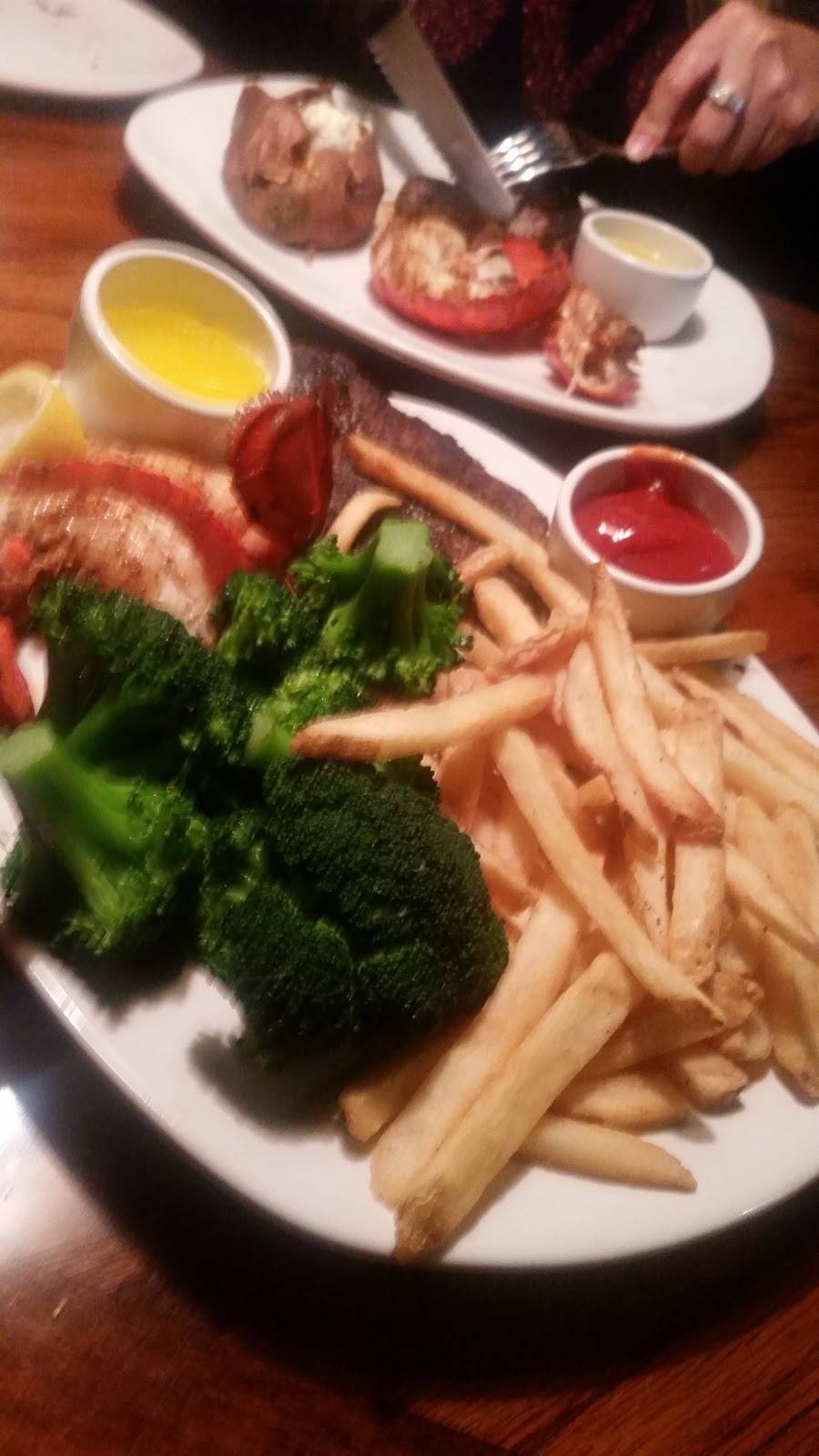 Outback Steakhouse | restaurant | 722 Jamacha Road, El Cajon, CA 92019, USA | 6195884332 OR +1 619-588-4332