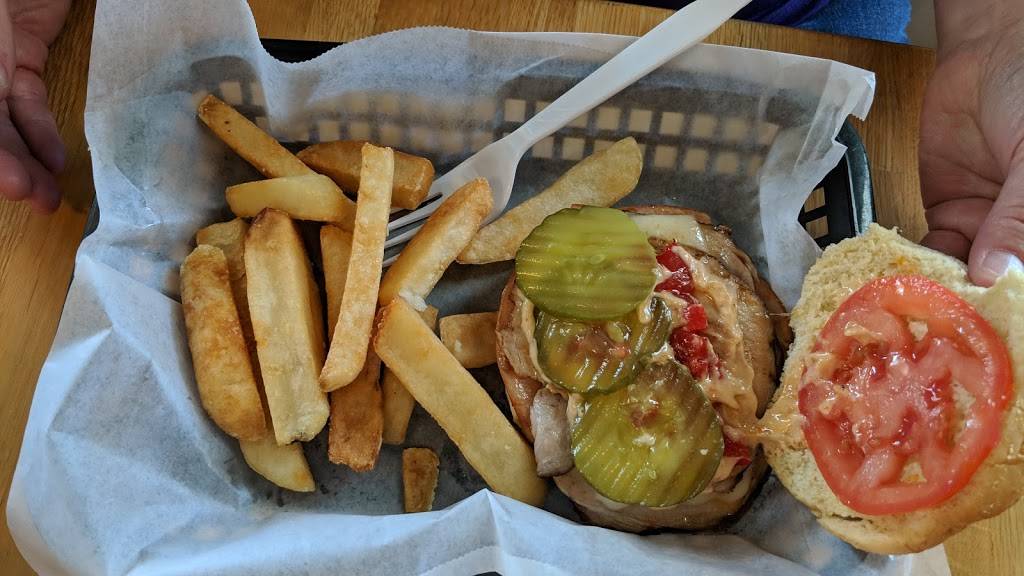 Wintons Corner Cafe | restaurant | 601 N Main St, Winton, NC 27986, USA | 2523589950 OR +1 252-358-9950