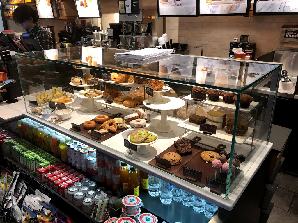 Starbucks | cafe | 3735 Buchanan St, San Francisco, CA 94123, USA | 4153462852 OR +1 415-346-2852