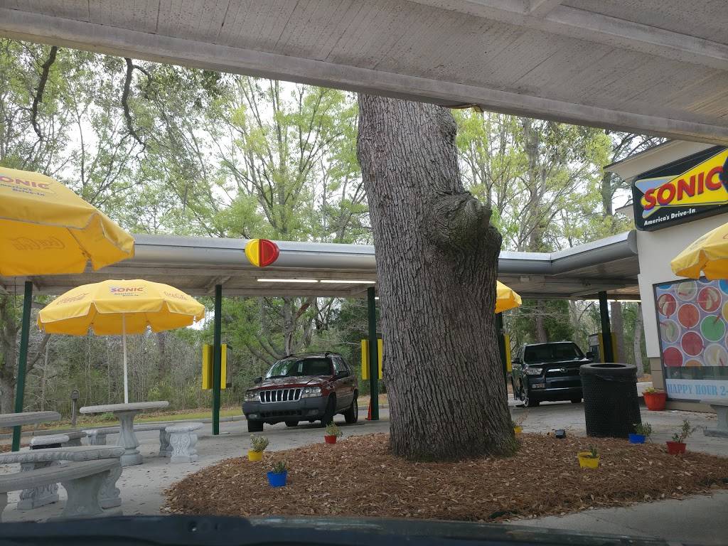 Sonic Drive-In | restaurant | 9920 Dorchester Rd, Summerville, SC 29483, USA | 8438214202 OR +1 843-821-4202