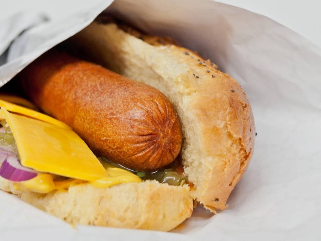 YummY Real Burger | restaurant | 13207 Lundys Ln, Niagara Falls, ON L2E 6S4, Canada | 9052276006 OR +1 905-227-6006