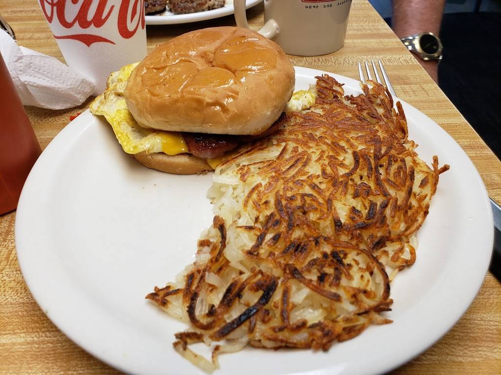 Salems Diner | restaurant | 2913 18th St S, Birmingham, AL 35209, USA | 2058778797 OR +1 205-877-8797