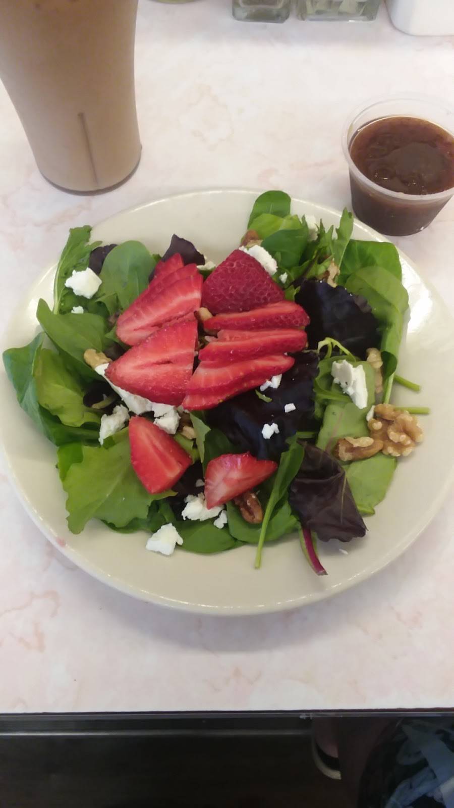 Tuttles Family Diner | restaurant | 41 Main St N, Wells River, VT 05081, USA | 8027573333 OR +1 802-757-3333