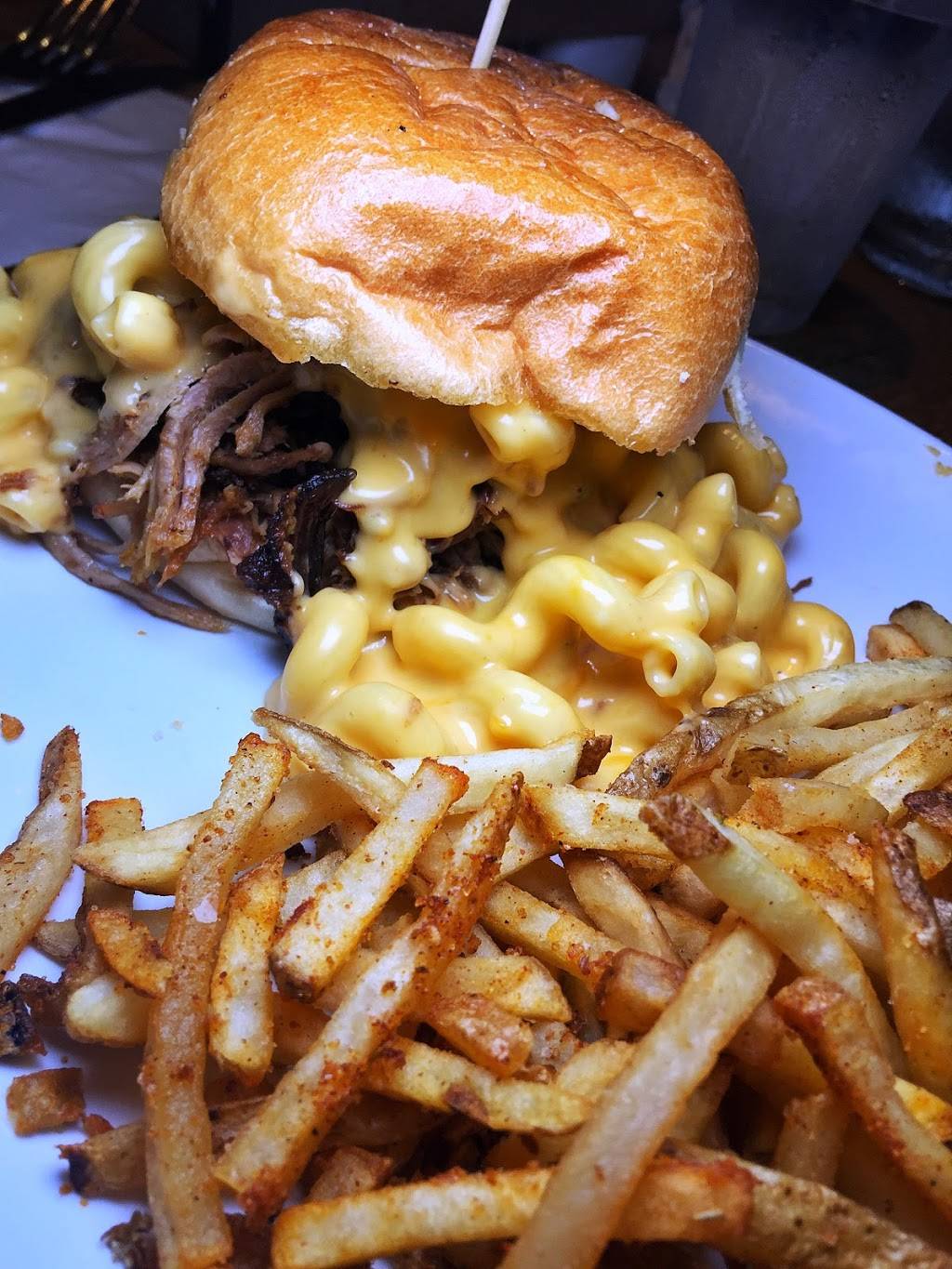 El Camino Real Restaurant | restaurant | 1040 N 2nd St, Philadelphia, PA 19123, USA | 2159251110 OR +1 215-925-1110