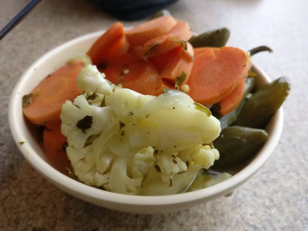 Burritoville | restaurant | 1026 W Hillcrest Dr, DeKalb, IL 60115, USA | 8157568656 OR +1 815-756-8656