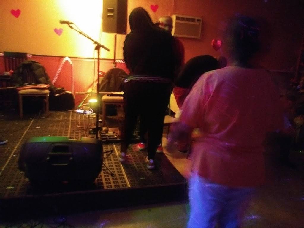 Nova Churrasqueira Restaurant | restaurant | 434 Broadway, Pawtucket, RI 02860, USA | 4013055905 OR +1 401-305-5905