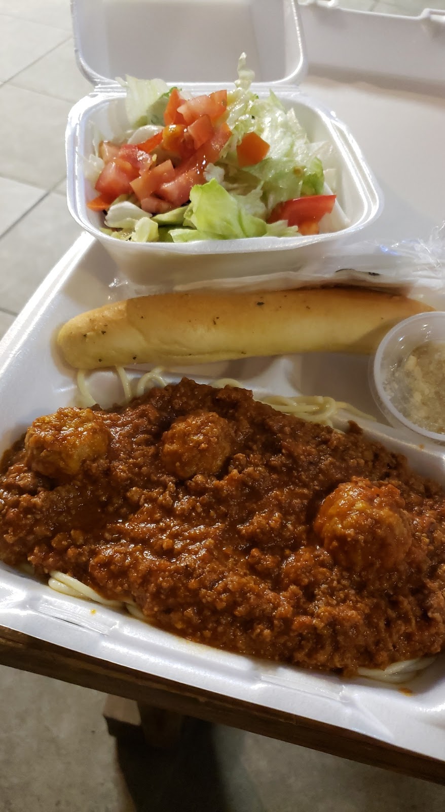 Club Alibi Bar & Grill | night club | 425 Martin Luther King Jr Ave, Crestview, FL 32536, USA | 8504231041 OR +1 850-423-1041