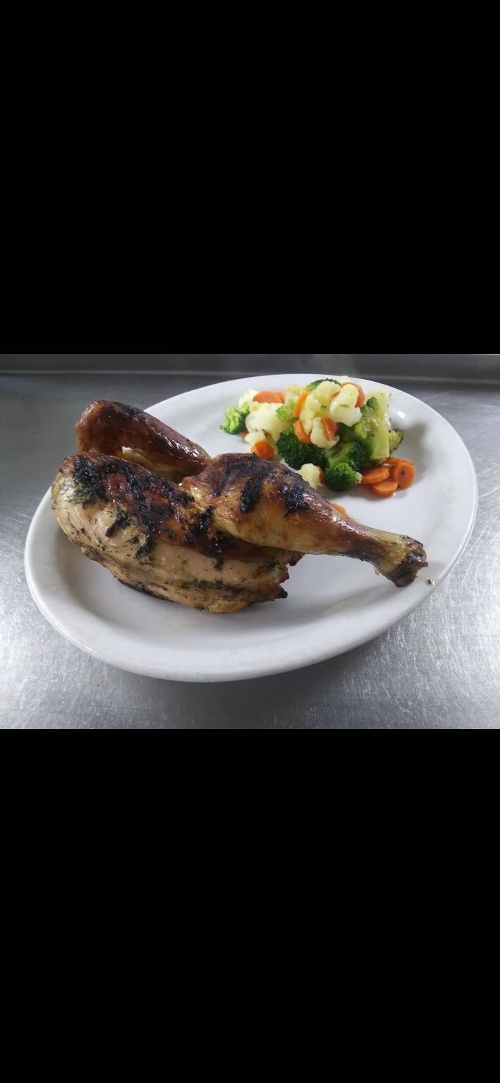 Wood Smoke & Eats | restaurant | 427 W 6th St, Mt Carmel, IL 62863, USA | 6182406497 OR +1 618-240-6497