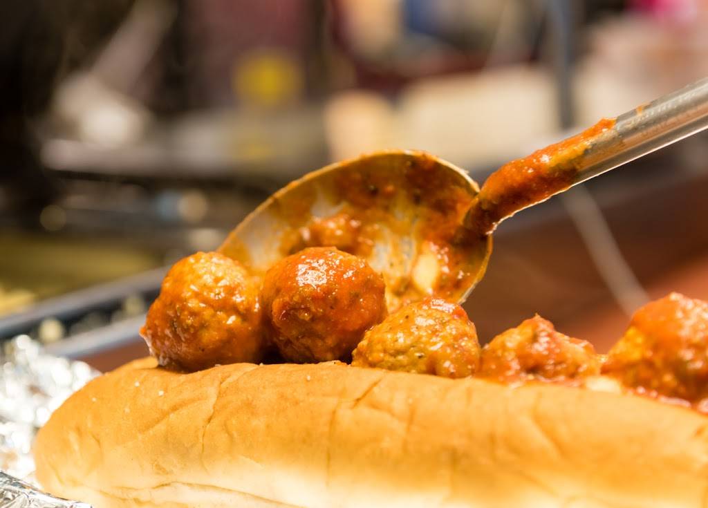 Pizza Pit | meal delivery | W7655 Co Rd V, Lake Mills, WI 53551, USA | 9206484333 OR +1 920-648-4333