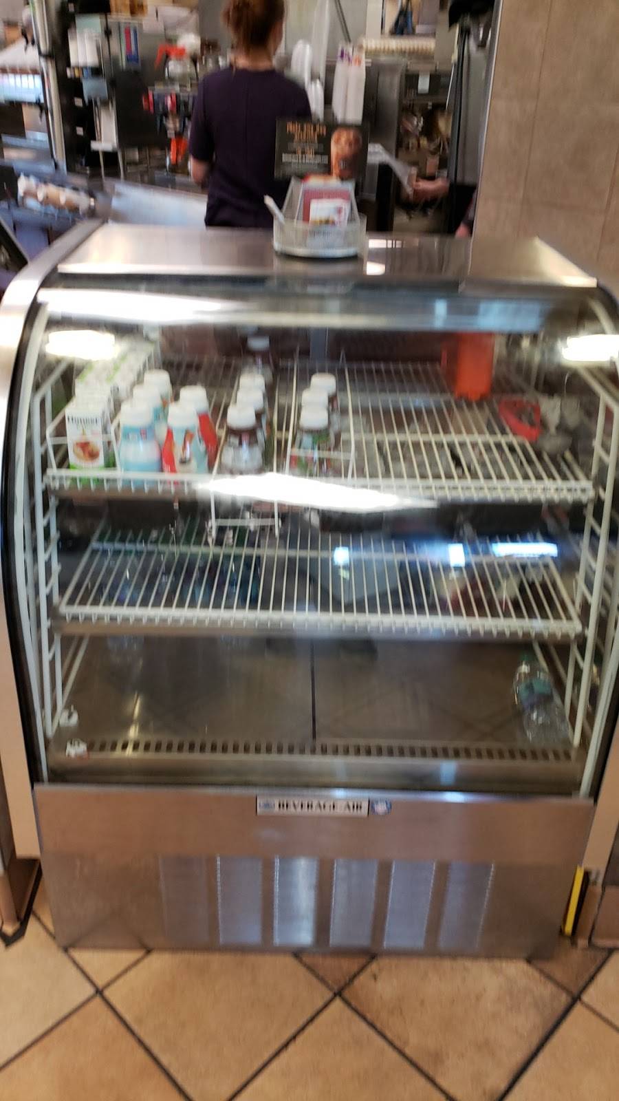 McDonalds | cafe | 6015 US-60, Ashland, KY 41102, USA | 6069282223 OR +1 606-928-2223