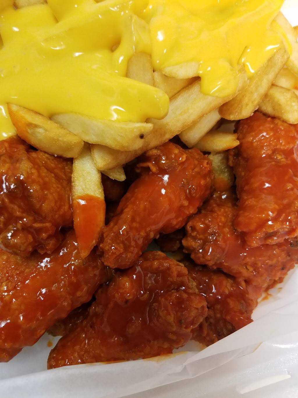 Hotspot grill | restaurant | 1632 Howard St, Chicago, IL 60626, USA | 7734658600 OR +1 773-465-8600