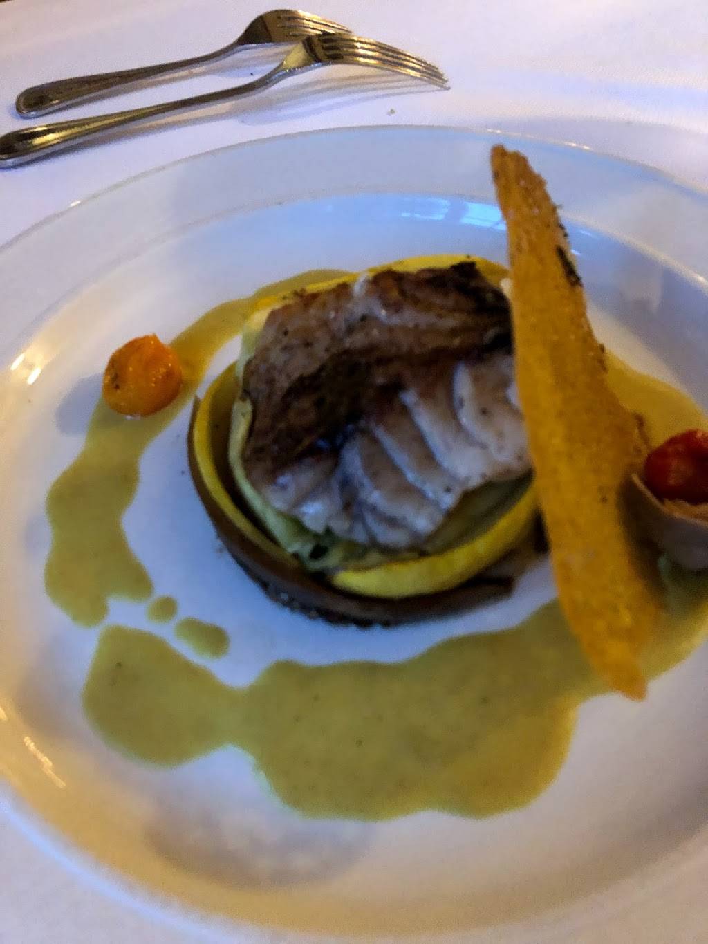 Restaurant Rochambeau | restaurant | 115 S Main St, Gordonsville, VA 22942, USA | 5408320130 OR +1 540-832-0130