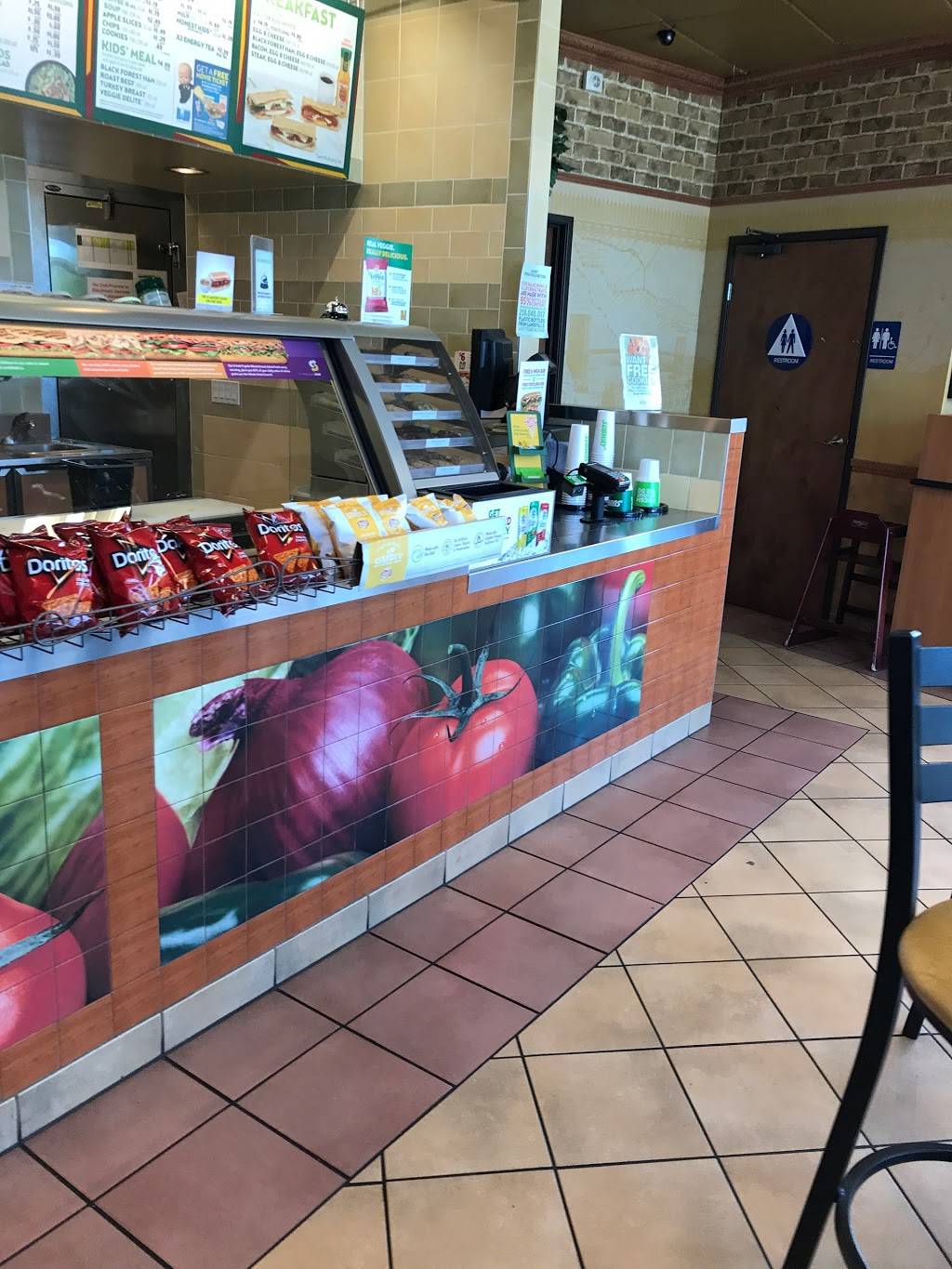 Subway | restaurant | 1199 Yulupa Ave Suite C, Santa Rosa, CA 95405, USA | 7075274040 OR +1 707-527-4040