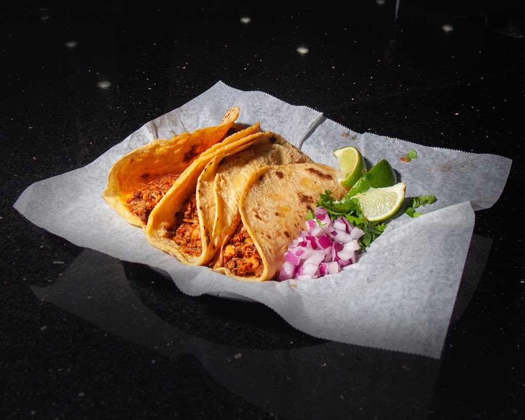 Birrieria Guadalajara | restaurant | 711 N Bristol St, Santa Ana, CA 92703, USA | 7144862191 OR +1 714-486-2191