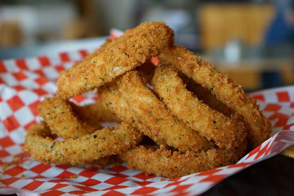 Angus Burger | restaurant | 2801 Bickford Ave, Snohomish, WA 98290, USA | 4257891630 OR +1 425-789-1630