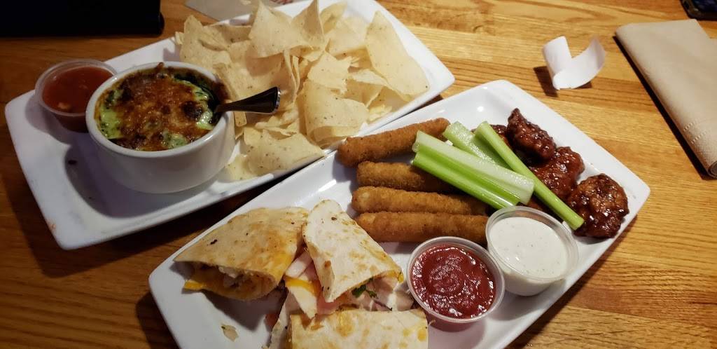 Applebees Grill + Bar | restaurant | 32 Massillon Marketplace Dr SW, Massillon, OH 44647, USA | 3308349776 OR +1 330-834-9776