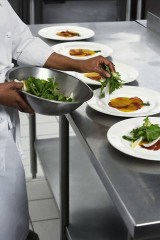 Medleys Jazz Restaurant | restaurant | 7-9 S Wood Ave, Linden, NJ 07036, USA | 9085230055 OR +1 908-523-0055