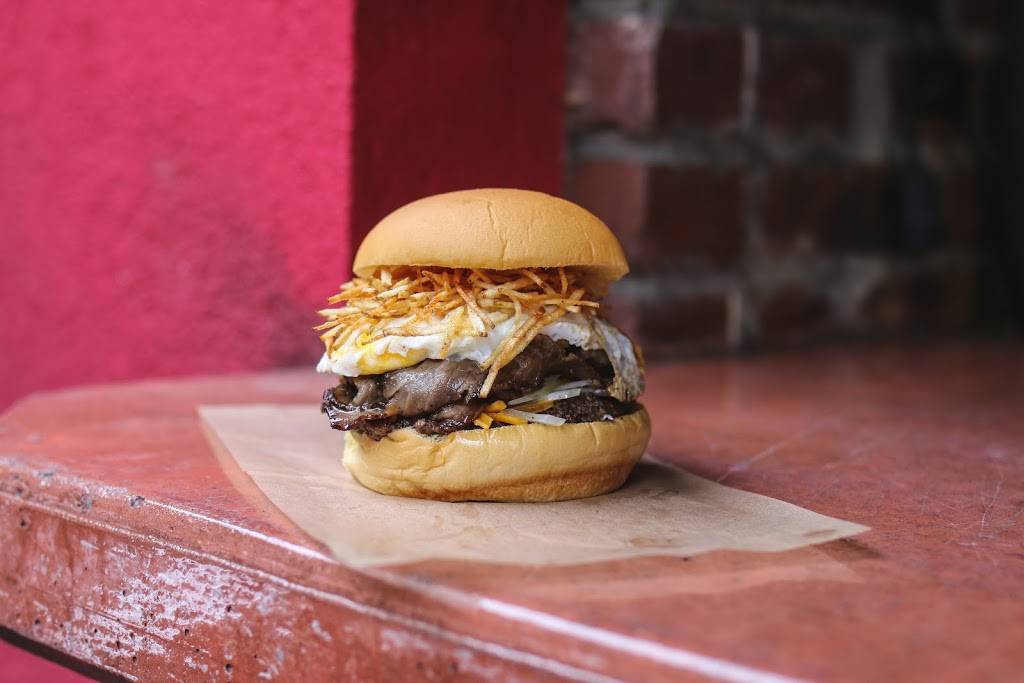 Two Bits | restaurant | 1520 Demonbreun St, Nashville, TN 37203, USA | 6157503536 OR +1 615-750-3536