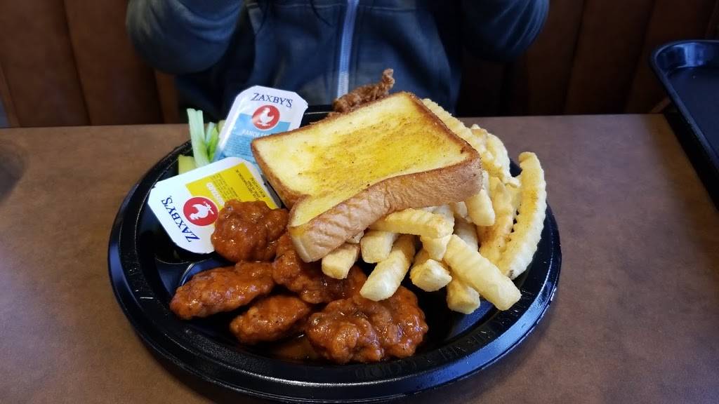 Zaxbys Chicken Fingers & Buffalo Wings | restaurant | 6120 College Dr, Suffolk, VA 23435, USA | 7573357111 OR +1 757-335-7111