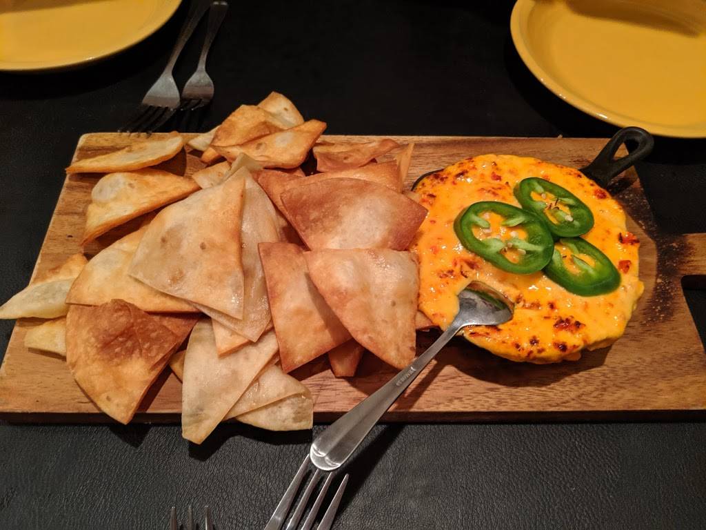 The Front Porch | restaurant | 1509 W Emory Rd, Powell, TN 37849, USA | 8658599260 OR +1 865-859-9260