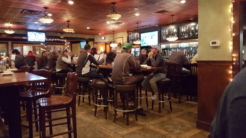 Wood-n-Tap | restaurant | 12 Town Line Rd, Rocky Hill, CT 06067, USA | 8605719444 OR +1 860-571-9444