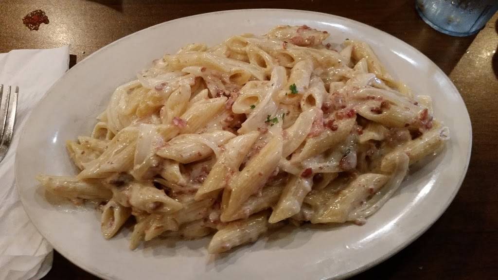 Annas Pizzeria | restaurant | 138 S Main St, Fuquay-Varina, NC 27526, USA | 9192852497 OR +1 919-285-2497