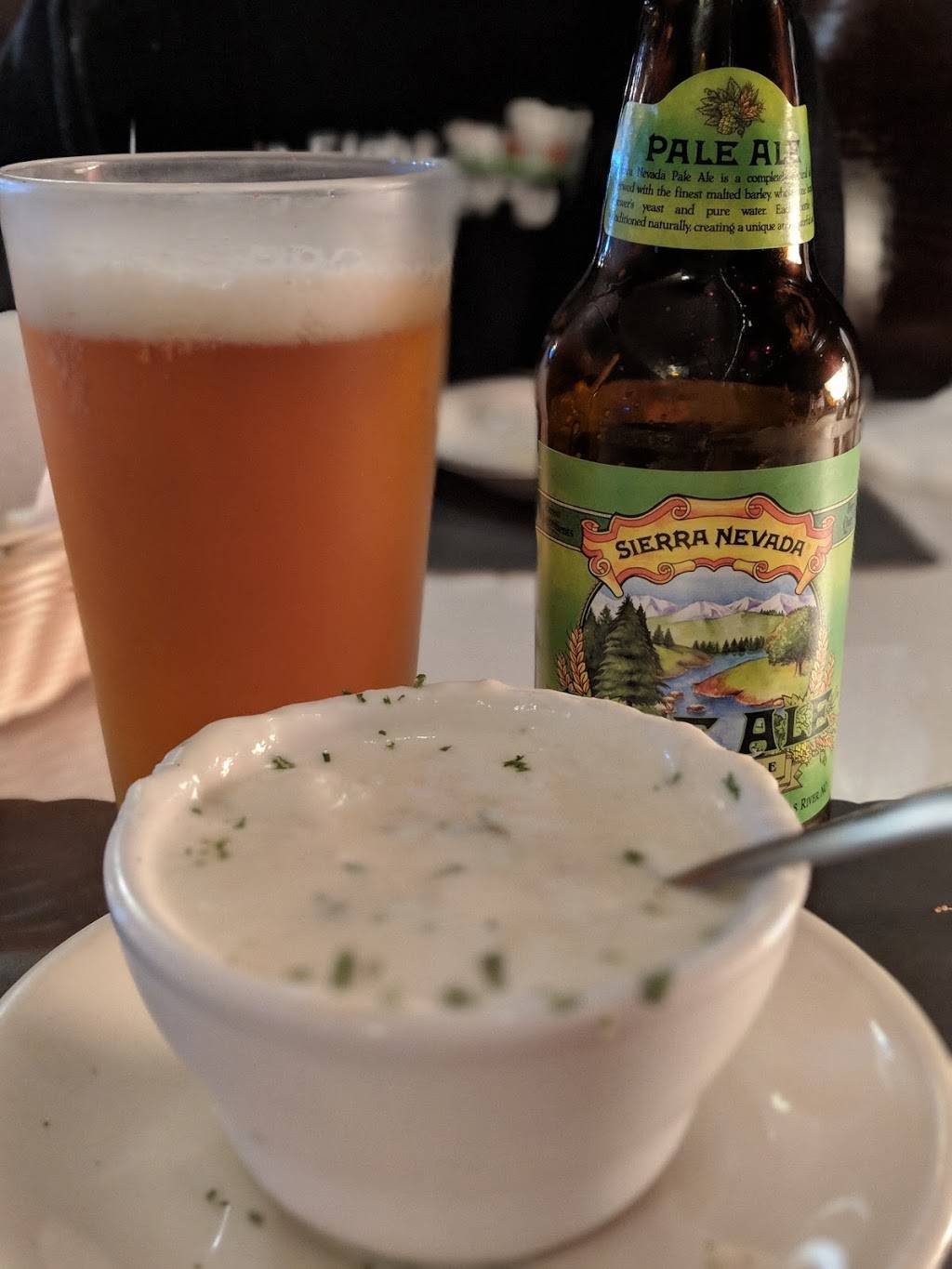 Baltimore House | restaurant | 176 Curry Hollow Rd, Pleasant Hills, PA 15236, USA | 4126533800 OR +1 412-653-3800