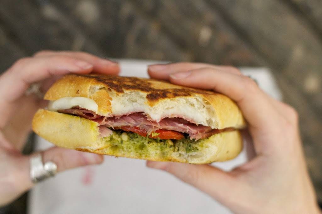 Brooklyn South | restaurant | 1437 Central Ave, St. Petersburg, FL 33705, USA | 7279144967 OR +1 727-914-4967