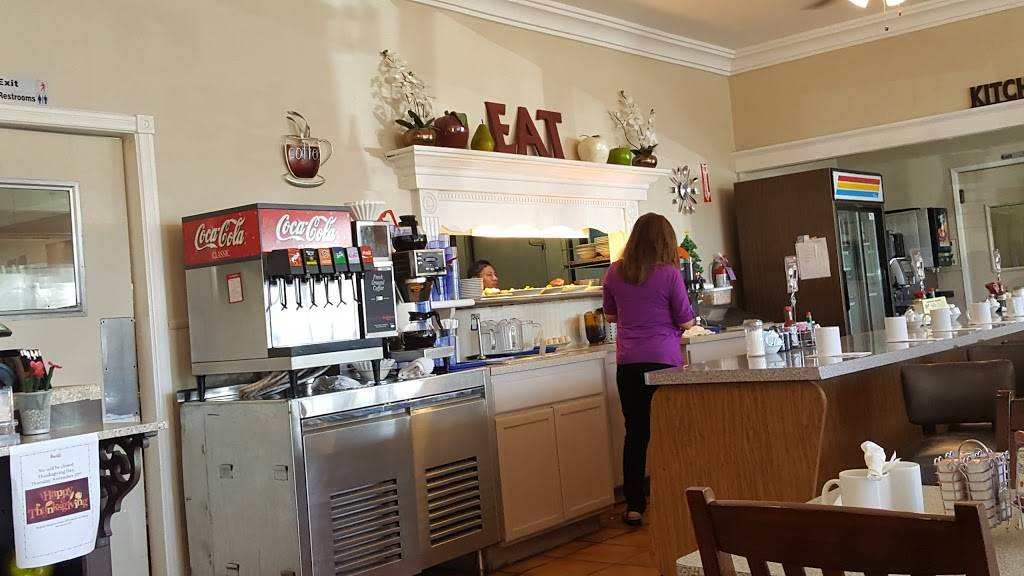 Pegahs Kitchen | restaurant | 576 E Mission Rd, San Marcos, CA 92069, USA | 7607443710 OR +1 760-744-3710