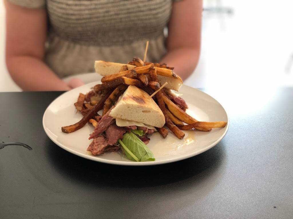 S2S Sugar to Salt | restaurant | 1371 Gray Dr, Traverse City, MI 49684, USA | 2314924616 OR +1 231-492-4616