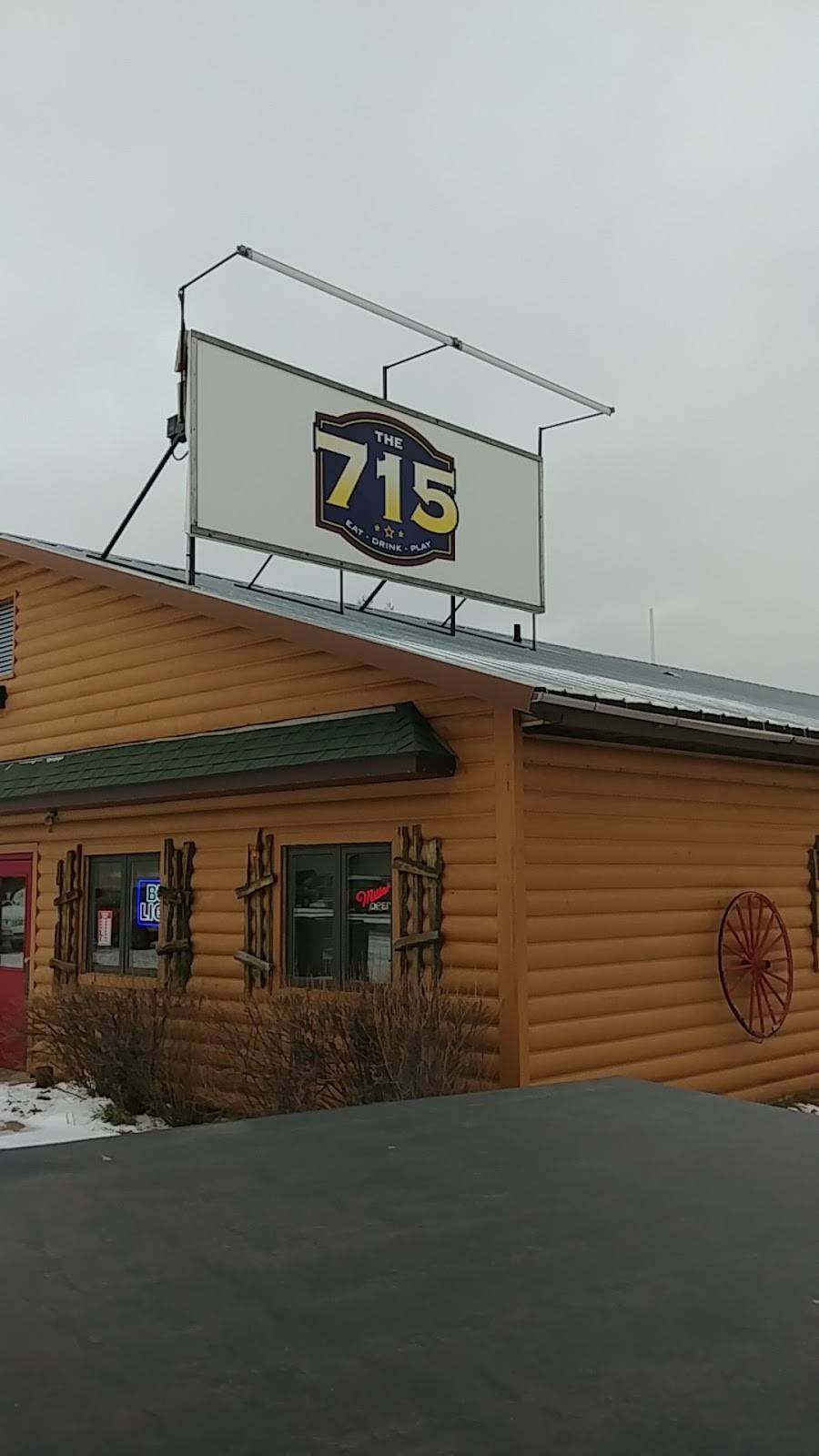The 715 Food & Spirits | restaurant | 294 Industrial Blvd, Shell Lake, WI 54871, USA | 7154681584 OR +1 715-468-1584