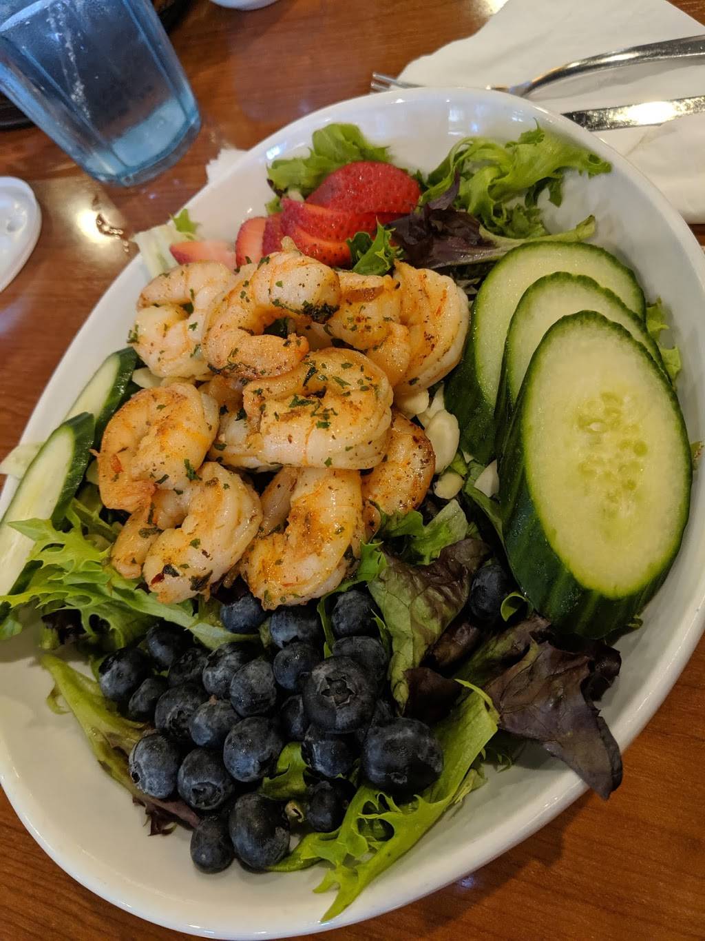 Dames Chicken & Waffles | restaurant | 823 Bass Pro Ln, Cary, NC 27513, USA | 9192340824 OR +1 919-234-0824