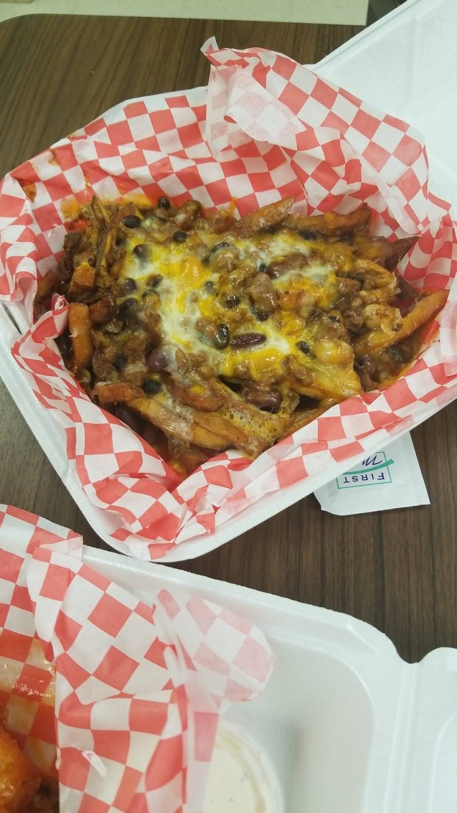 Russells Pub & Grill | restaurant | 1609 Sardis Rd N A, Charlotte, NC 28270, USA | 7048147837 OR +1 704-814-7837