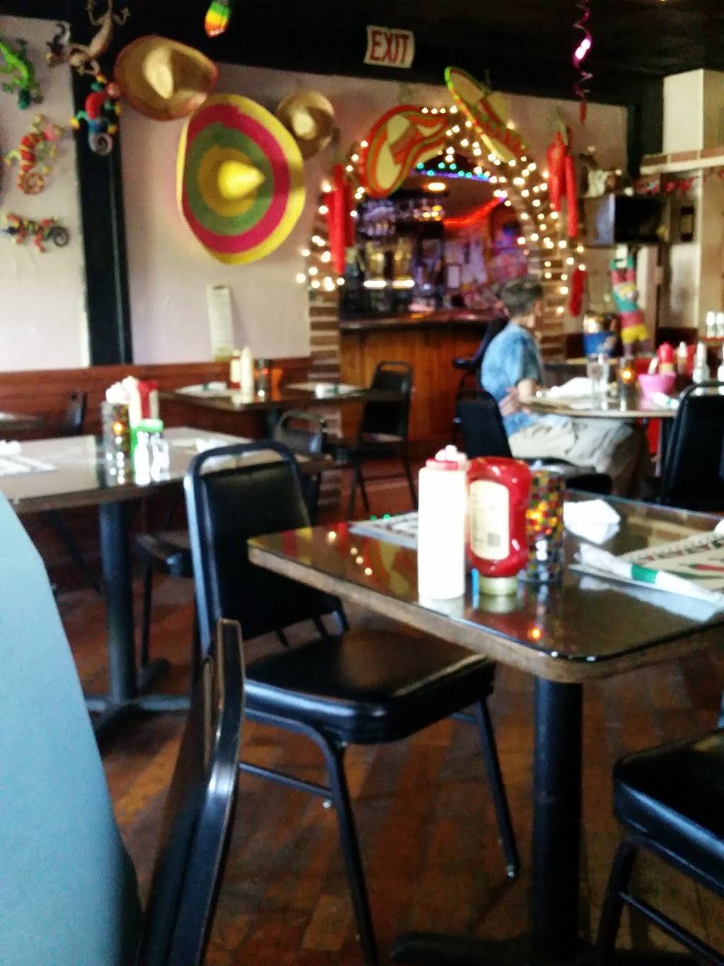 Chicos Restaurant | restaurant | 5704 WI-52, Wausau, WI 54403, USA | 7158429851 OR +1 715-842-9851