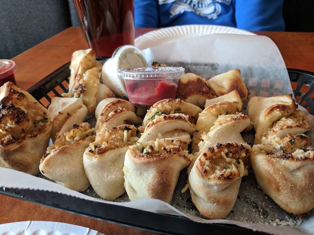 Blind Onion Pizza & Pub | restaurant | 834 Victorian Ave #5077, Sparks, NV 89431, USA | 77535120001 OR +1 775-351-2000 ext. 1